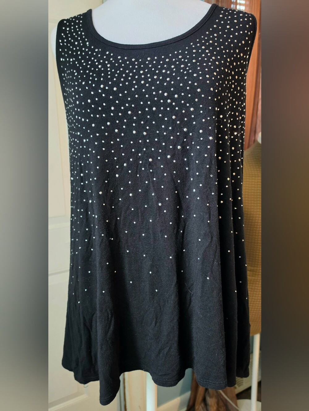 Dress Barn Lightweight Flowy Tank Top w Silver Stud Accents Womens 2X Black Soft